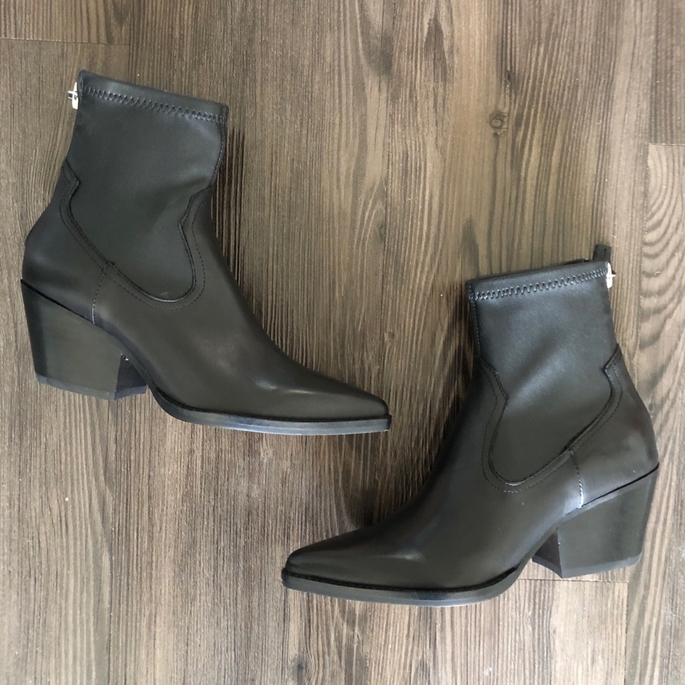 NEW Dolce Vita Shanta Booties